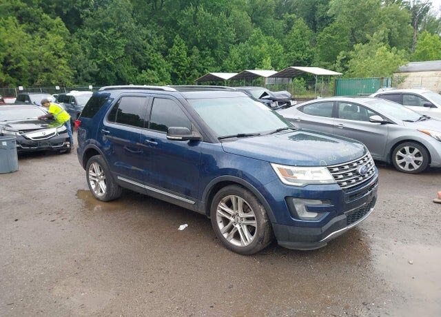 2017 FORD Explorer