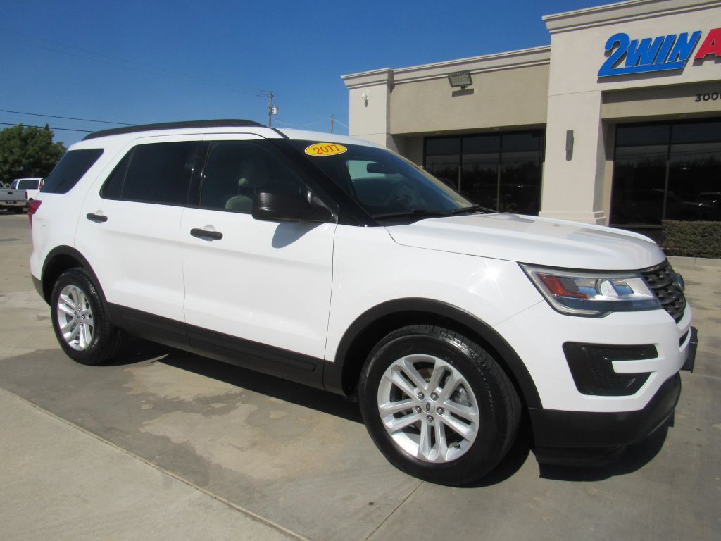 2017 FORD Explorer
