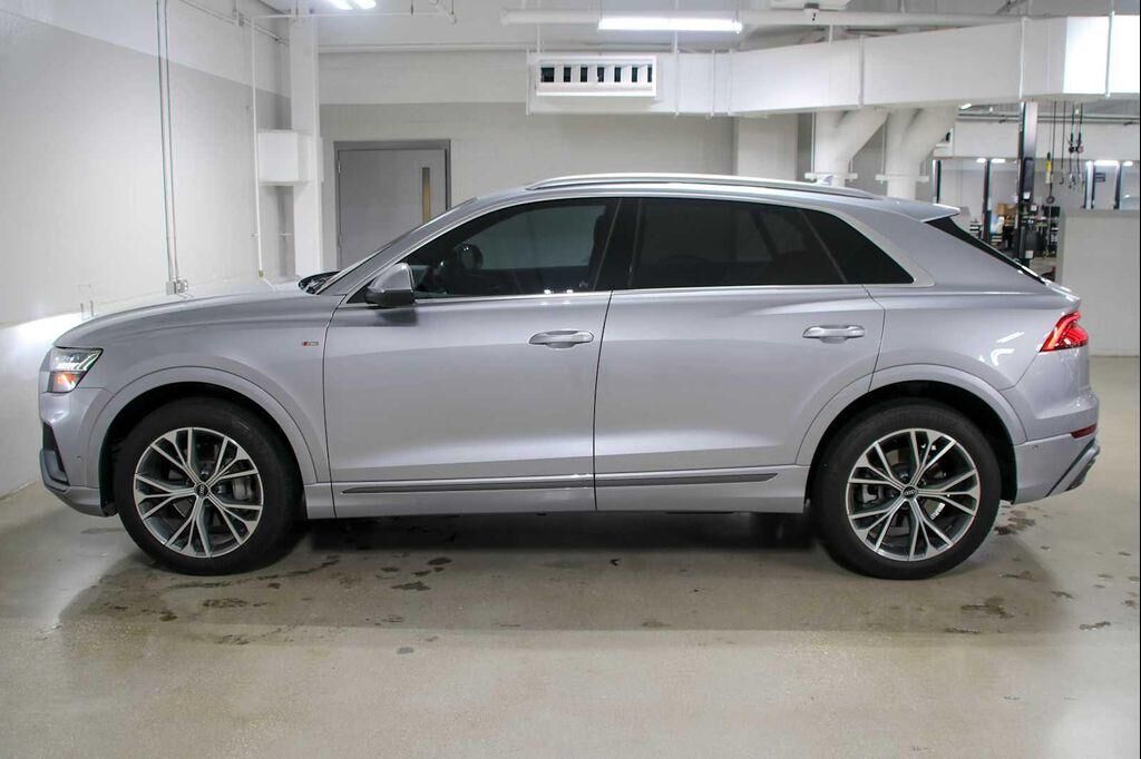 2021 Audi Q8