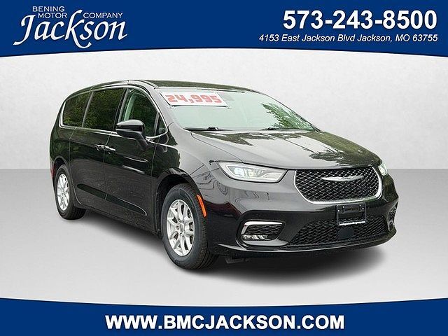 2023 CHRYSLER Pacifica
