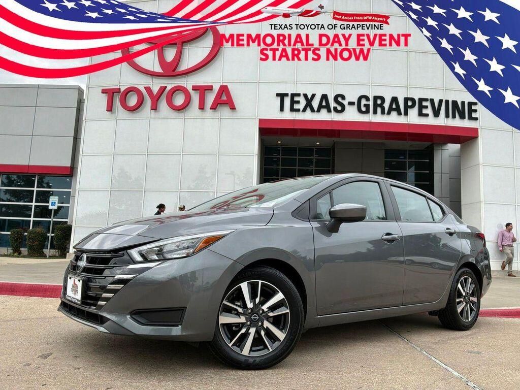 2025 NISSAN Versa