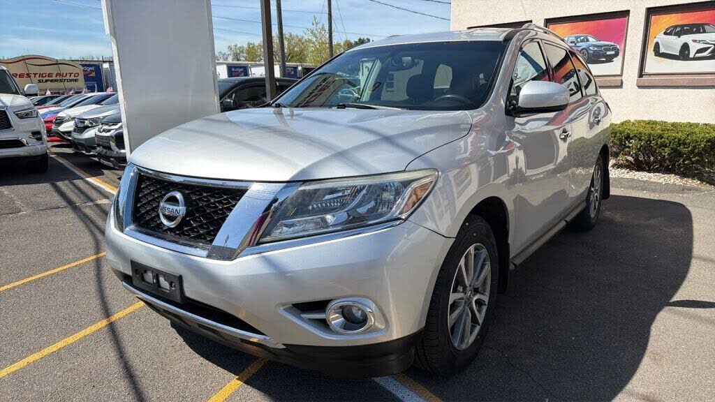 2016 NISSAN Pathfinder