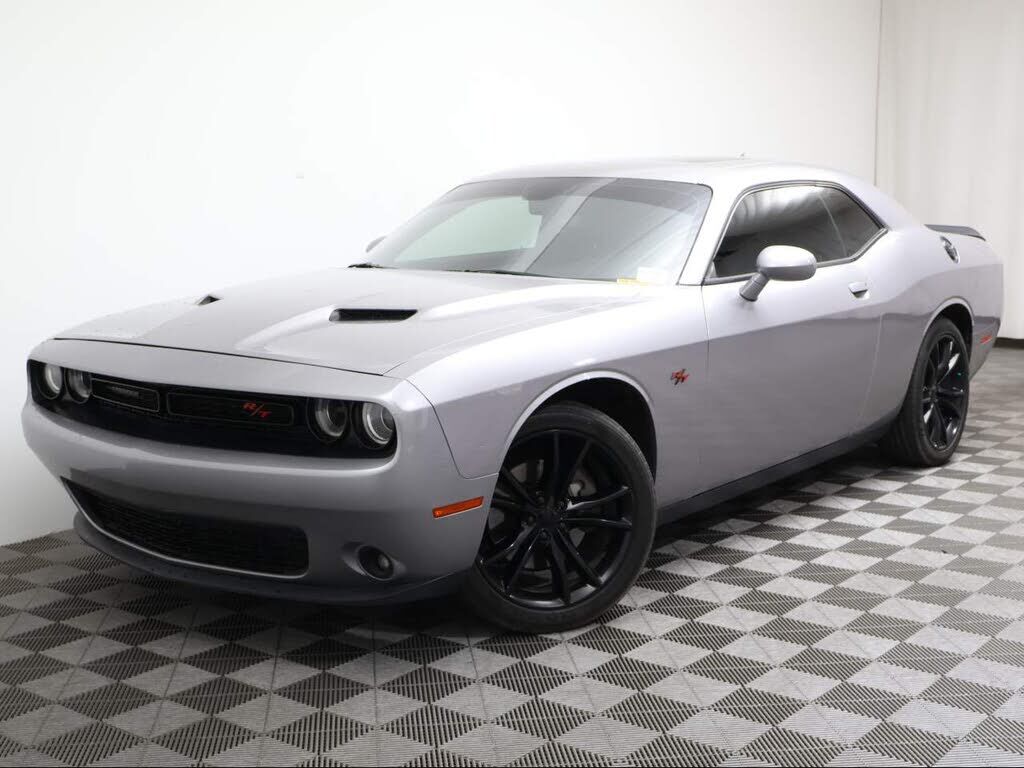 2016 DODGE Challenger
