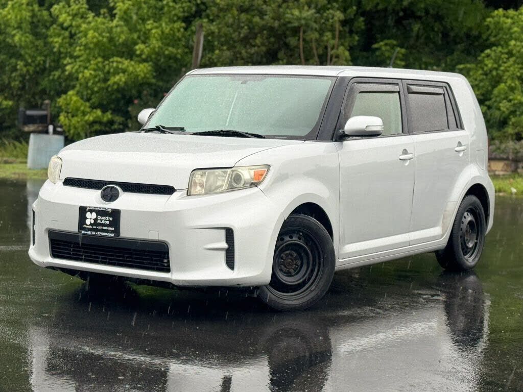 2012 TOYOTA SCION