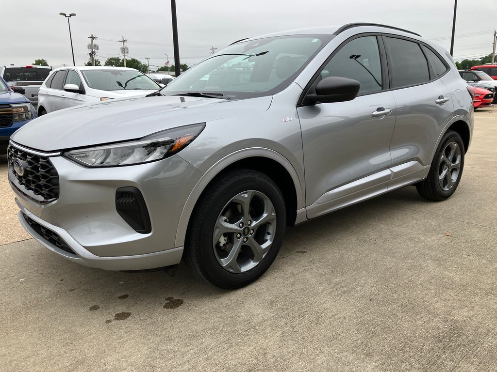 2024 FORD Escape