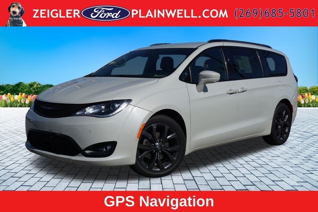2020 CHRYSLER Pacifica