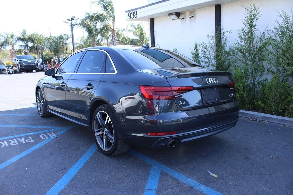 2017 Audi A4