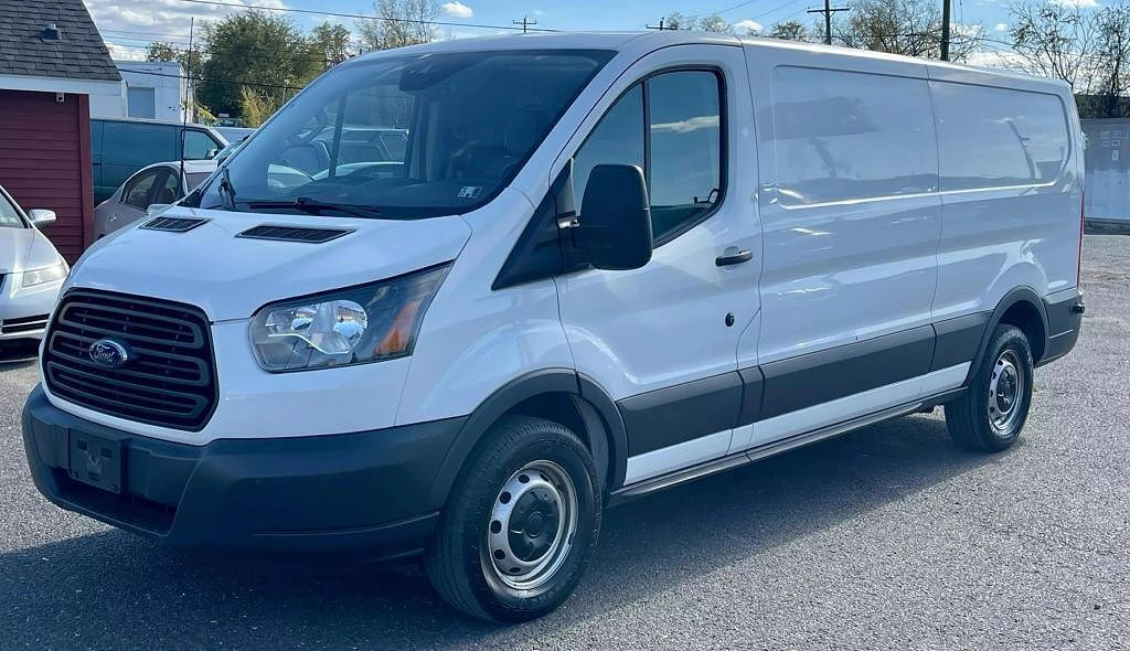 2017 FORD Transit