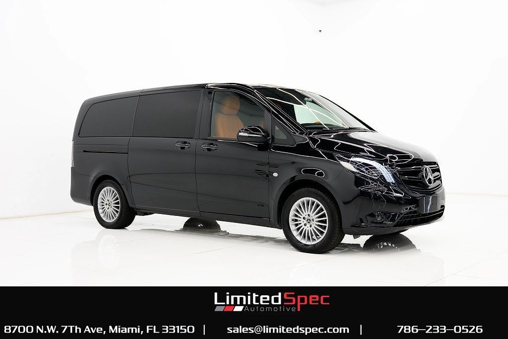 2023 Mercedes-Benz METRIS