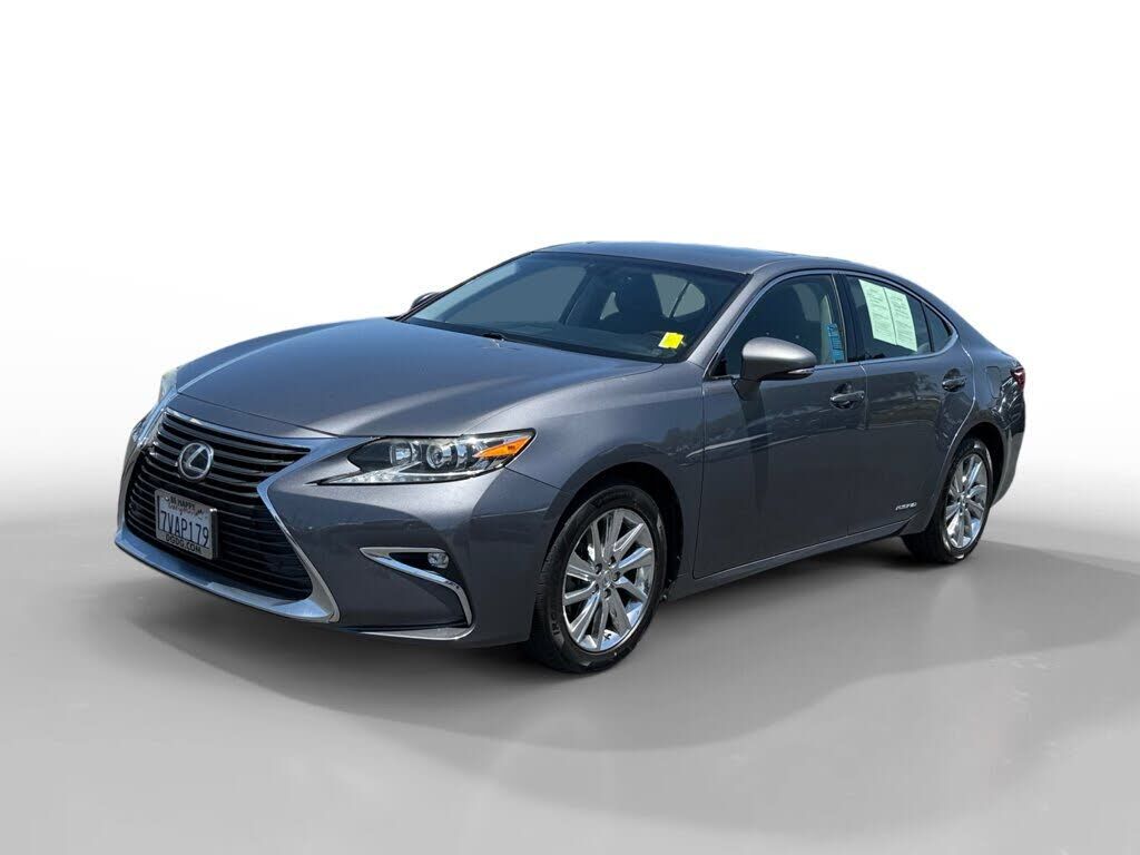 2016 Lexus ES