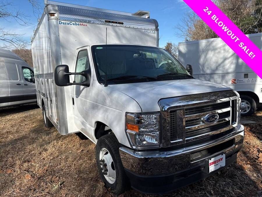 2024 FORD E-350