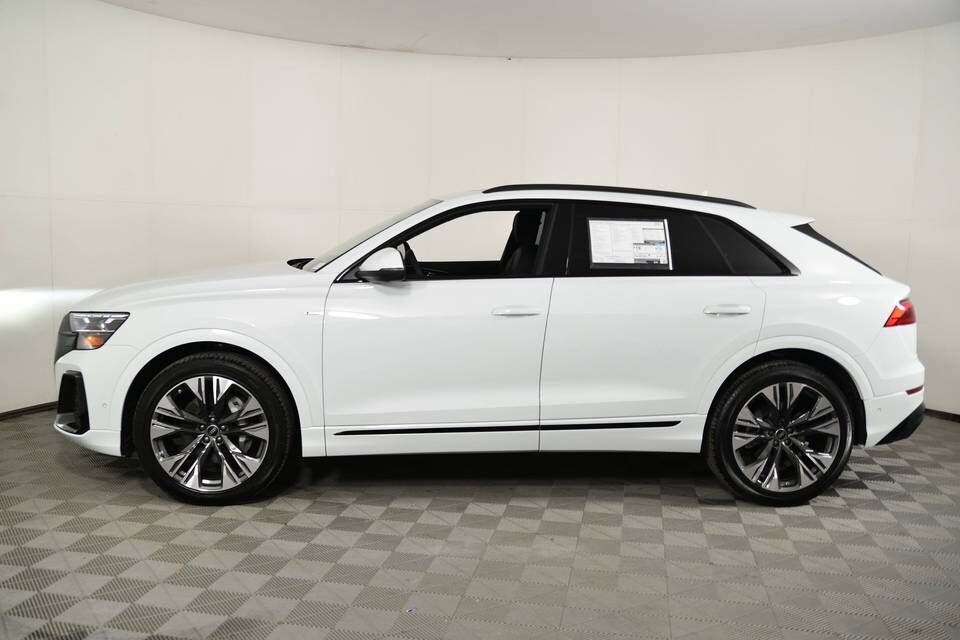 2026 Audi Q8