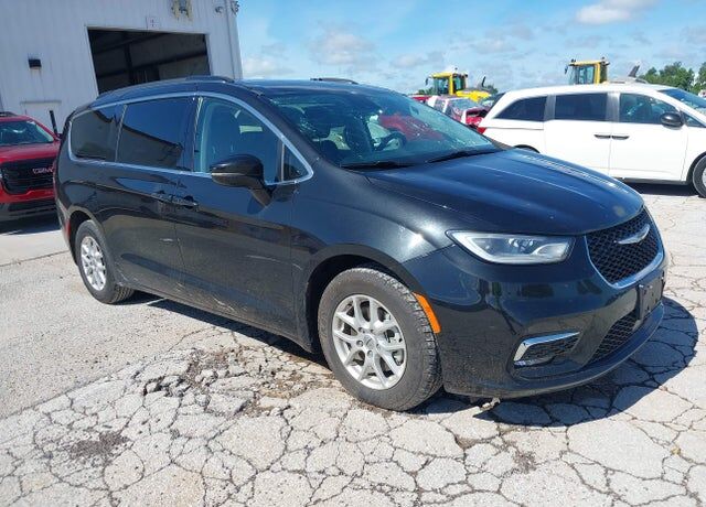 2022 CHRYSLER Pacifica
