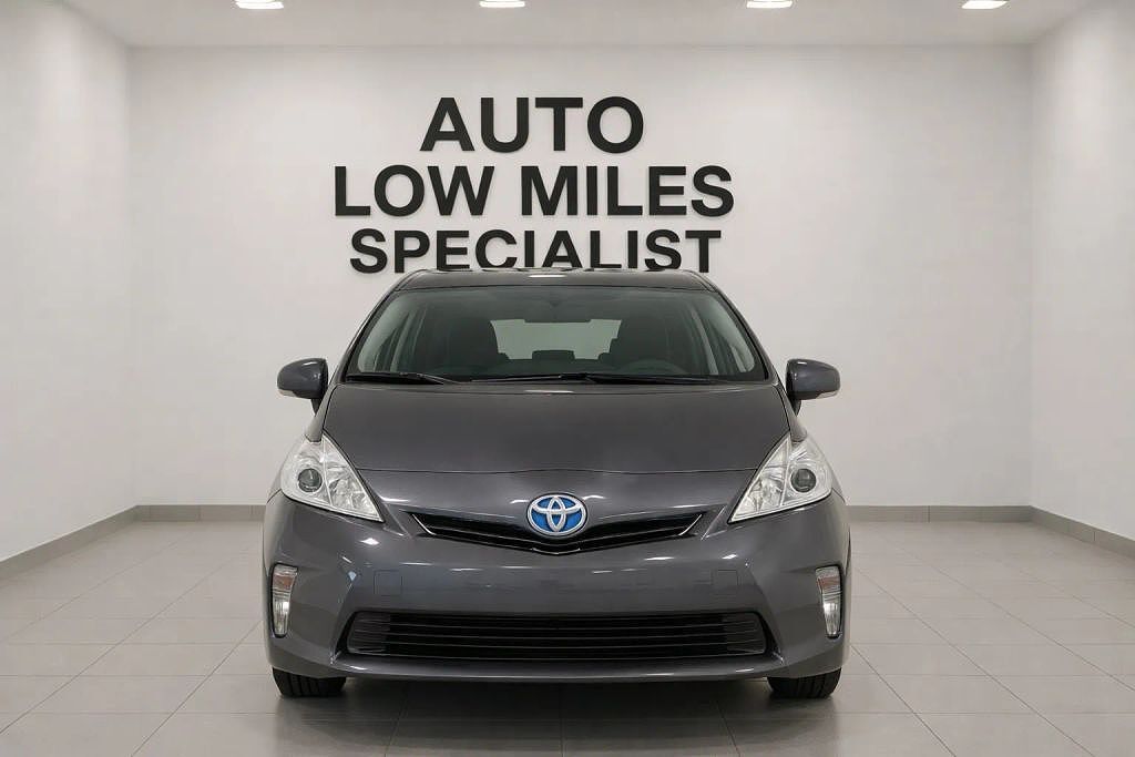 Toyota Prius V