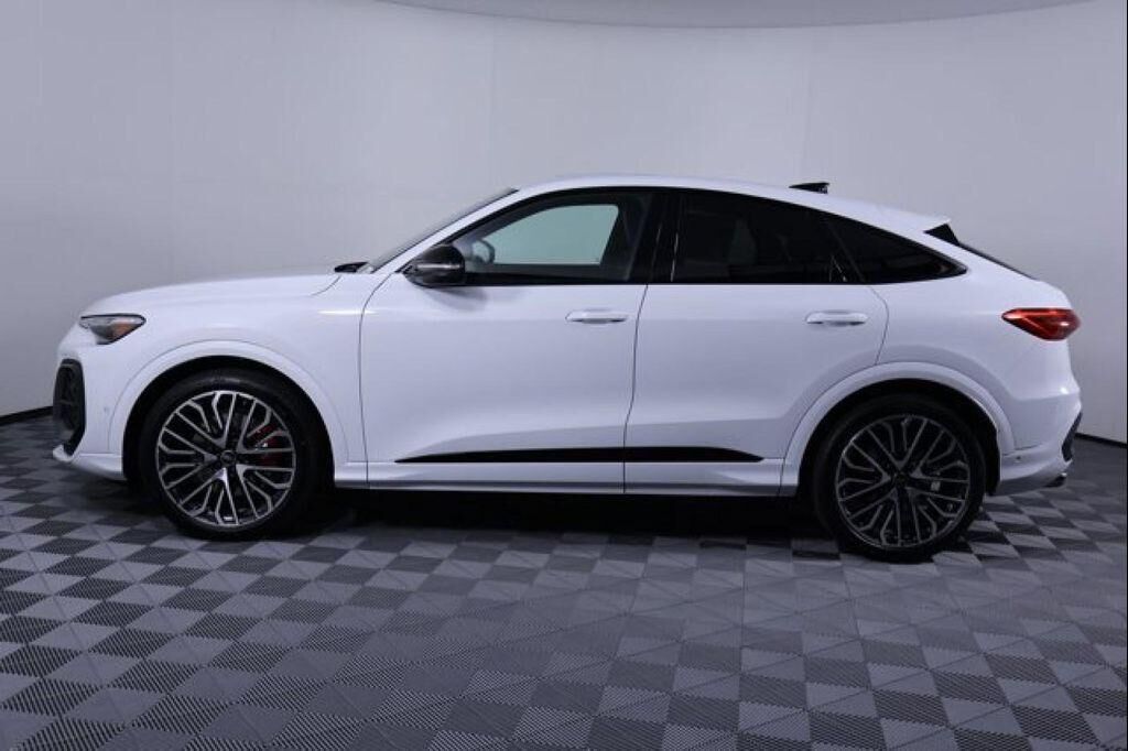 2026 Audi SQ5