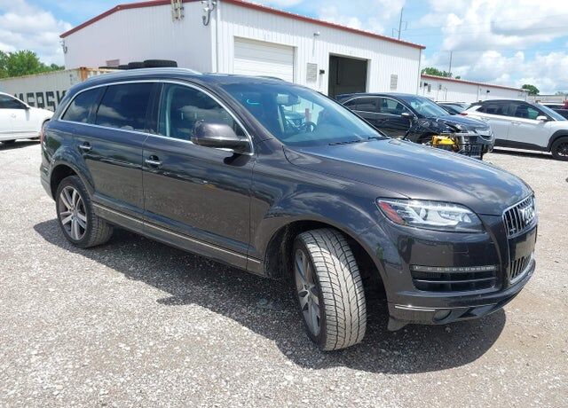 2011 AUDI Q7