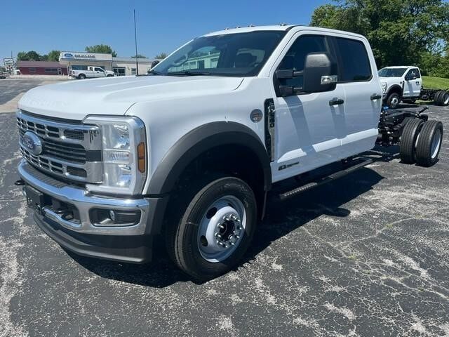 2026 FORD F-550
