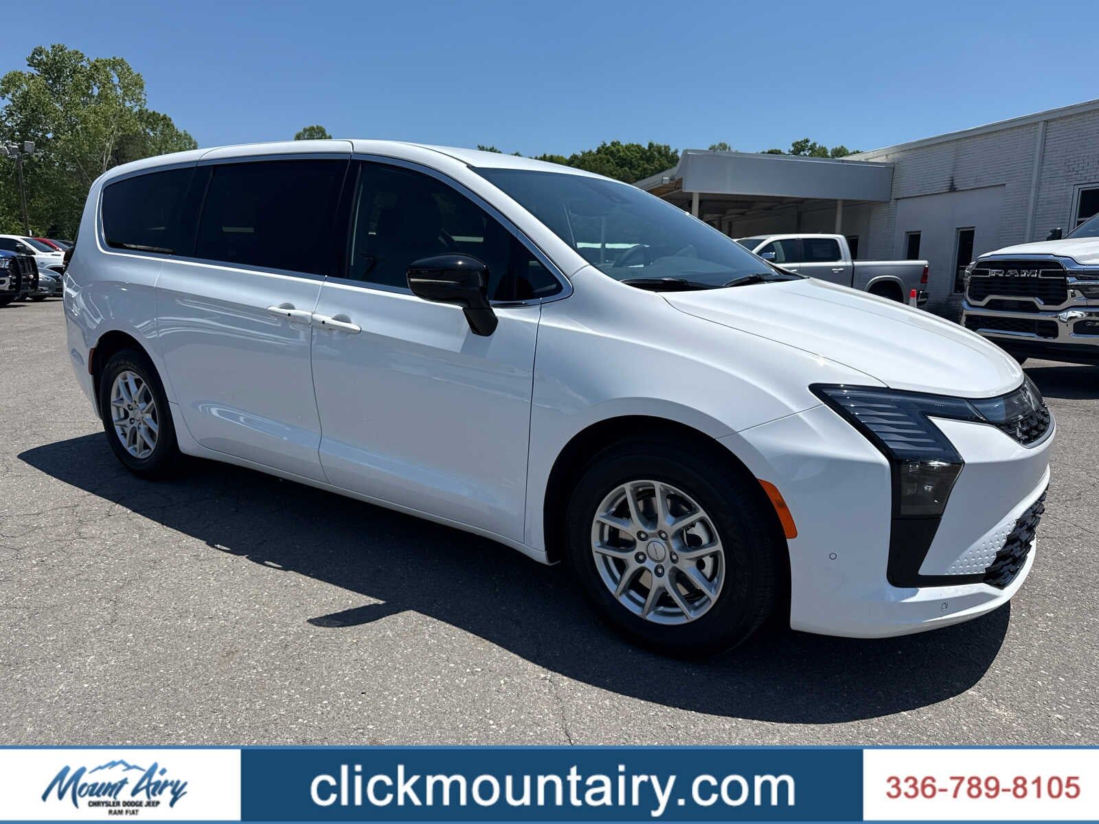 2027 CHRYSLER Pacifica