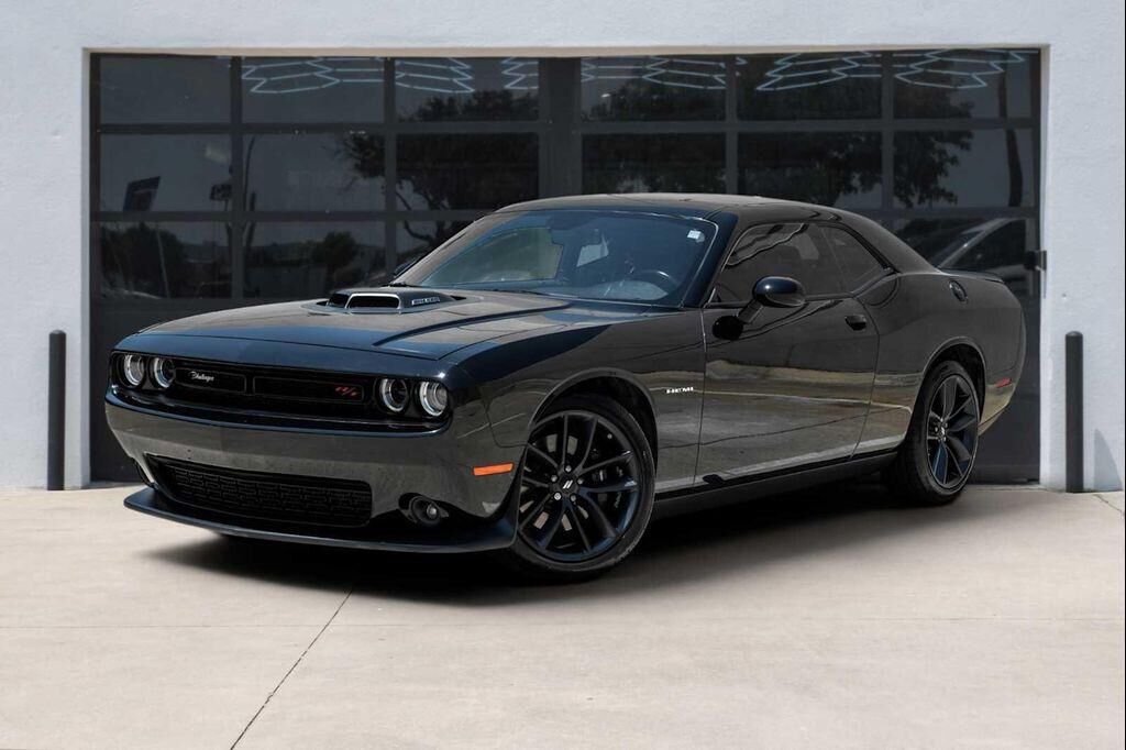 2022 DODGE Challenger
