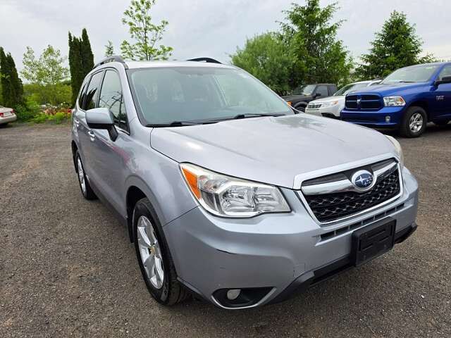 2015 SUBARU Forester