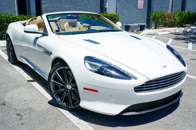 Aston Martin Virage