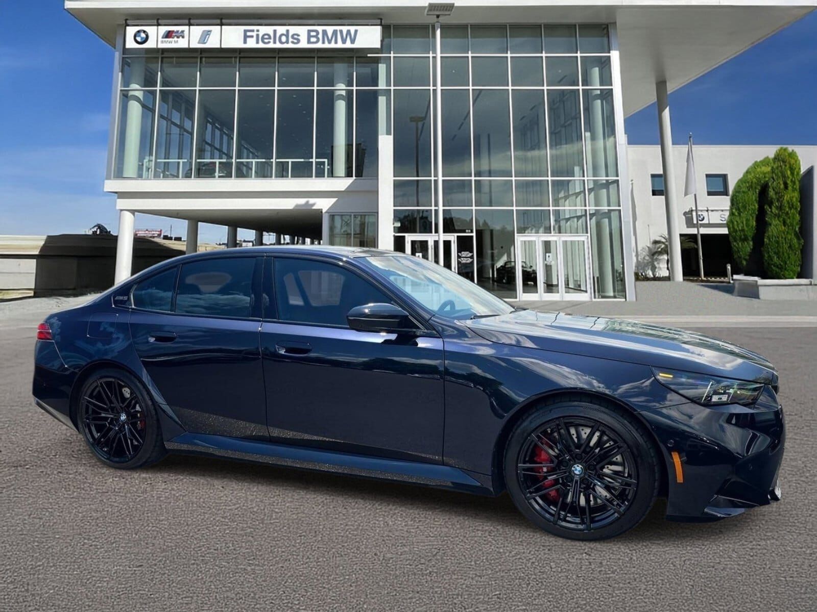 2025 BMW M5