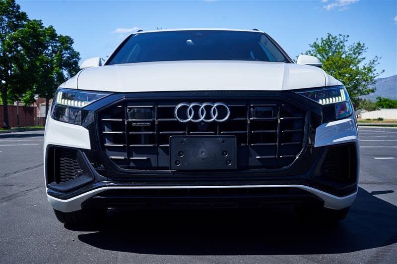 2023 Audi Q8