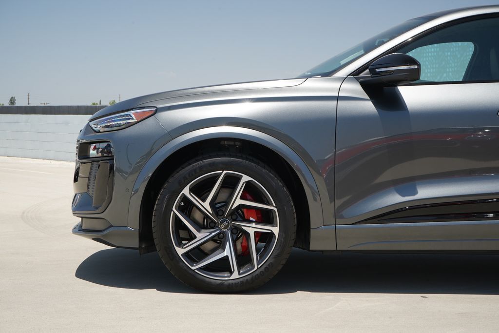2027 Audi SQ6