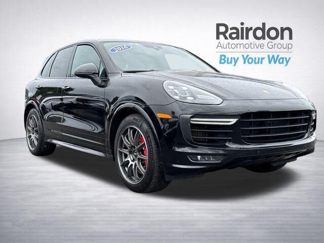 2016 PORSCHE Cayenne