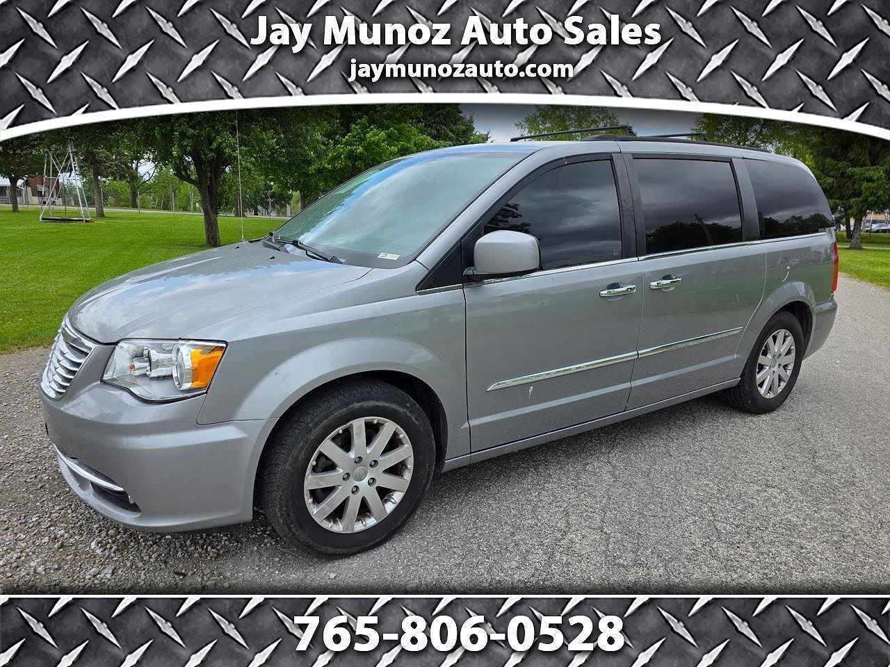 2014 CHRYSLER Town and Country
