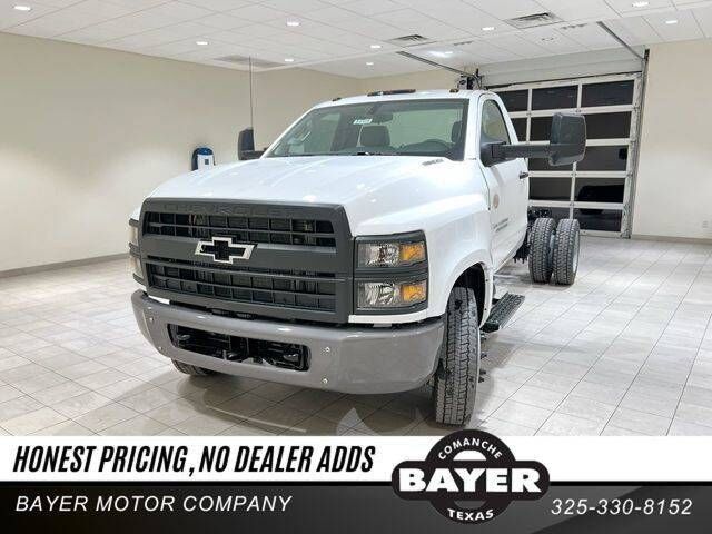 2023 GMC Silverado Medium Duty