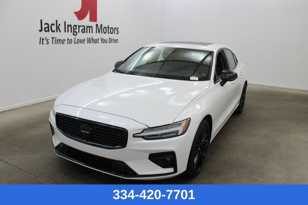 2024 VOLVO S60