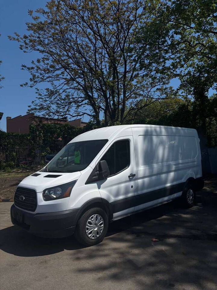 2017 FORD Transit