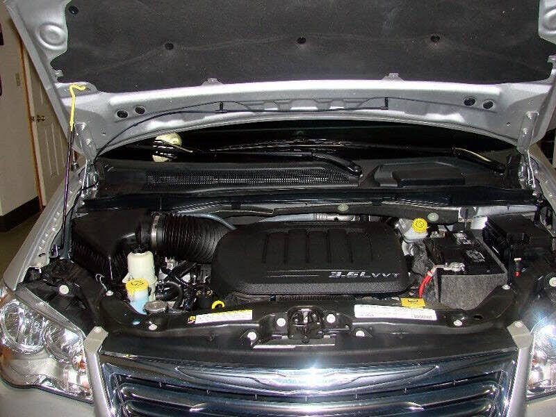 2011 CHRYSLER Town and Country