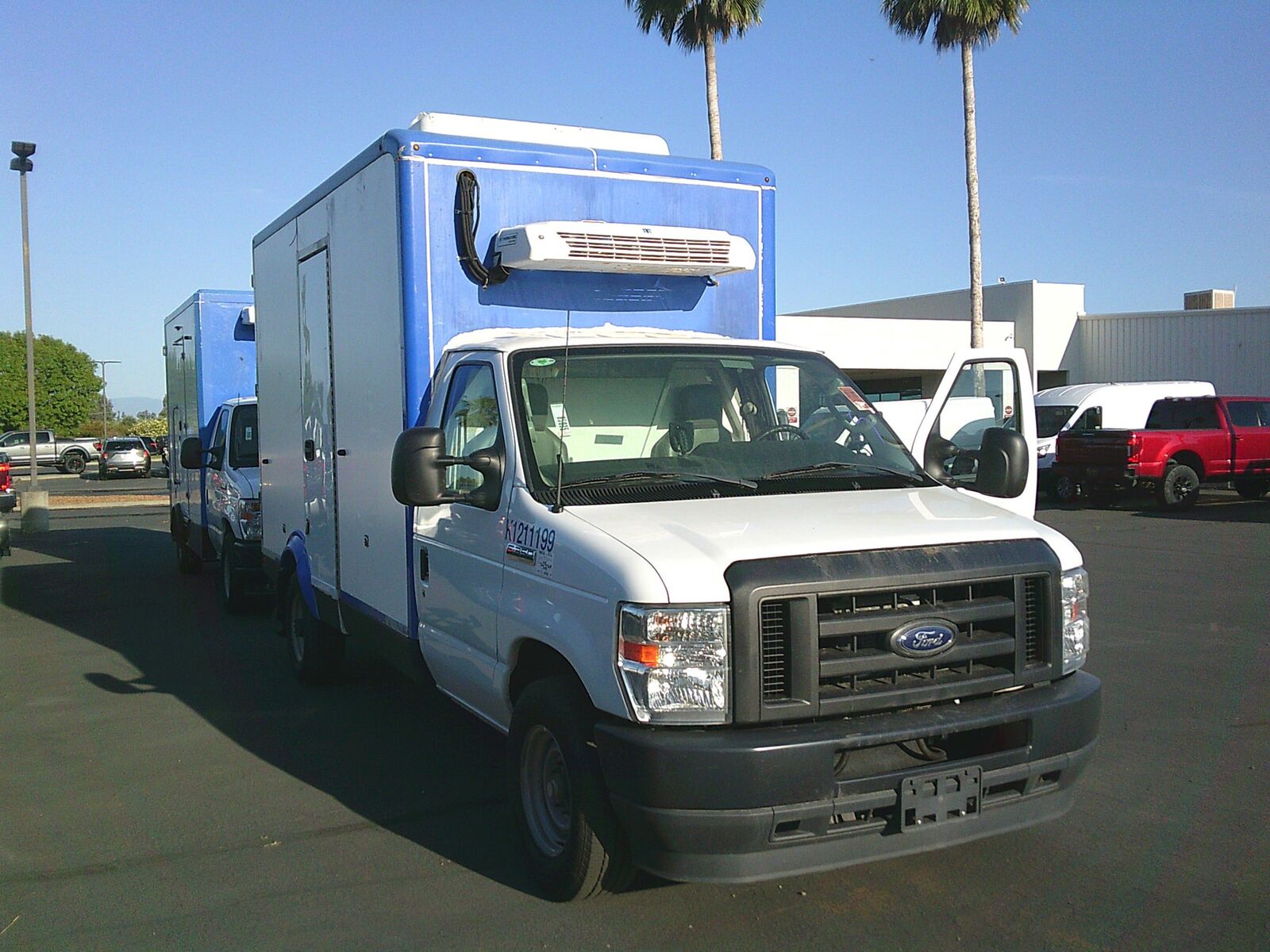 2023 FORD E-350