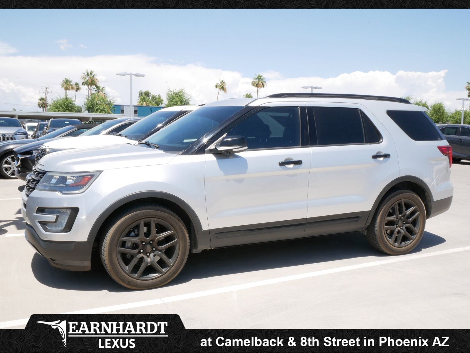 2017 FORD Explorer