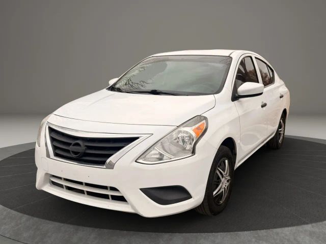 2019 NISSAN Versa