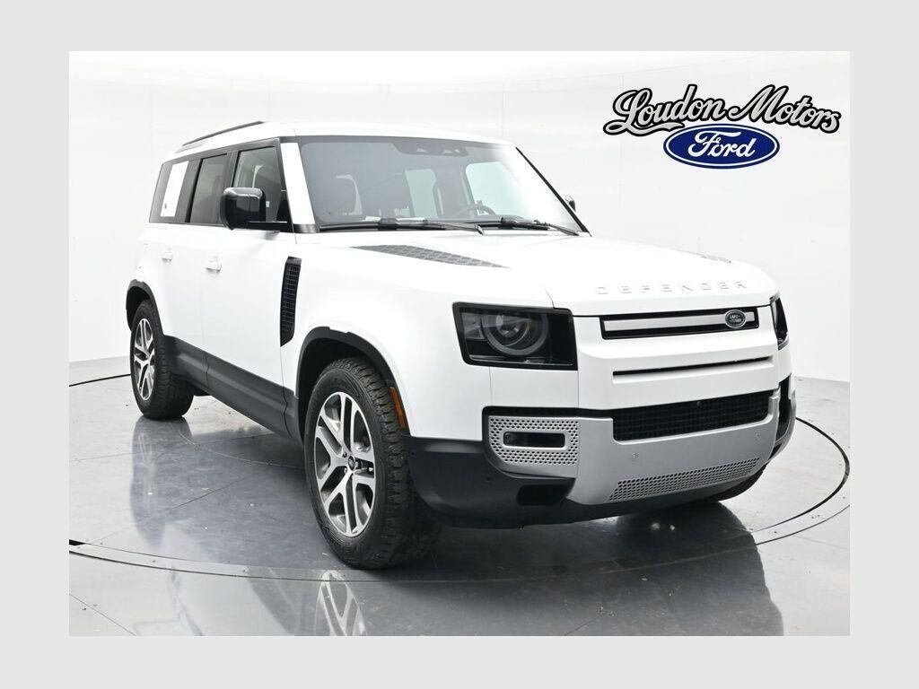 2024 LAND ROVER Defender