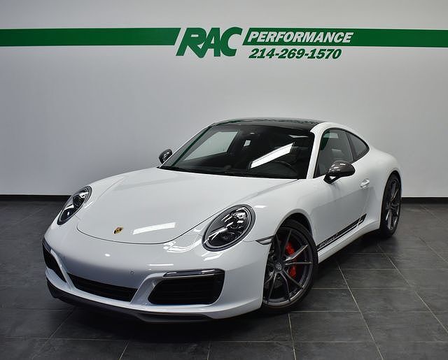 2018 PORSCHE 911