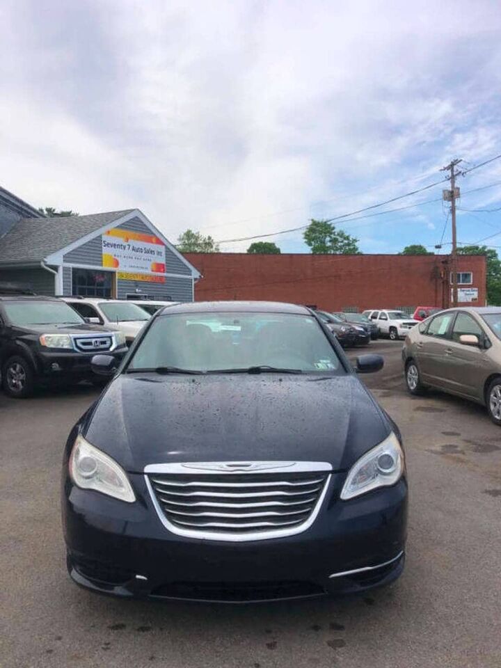 2013 Chrysler 200