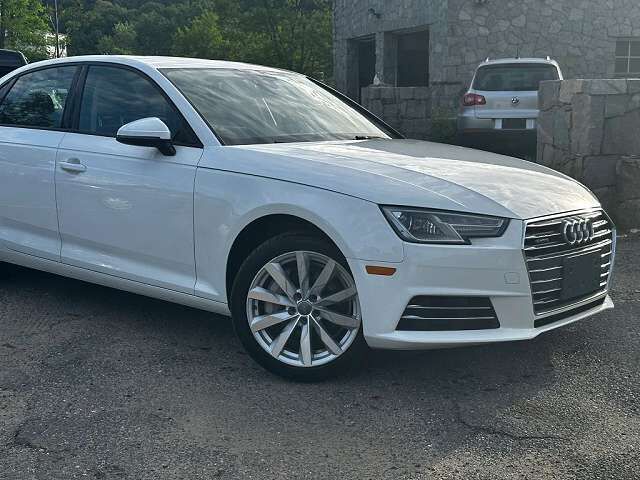 2017 AUDI A4