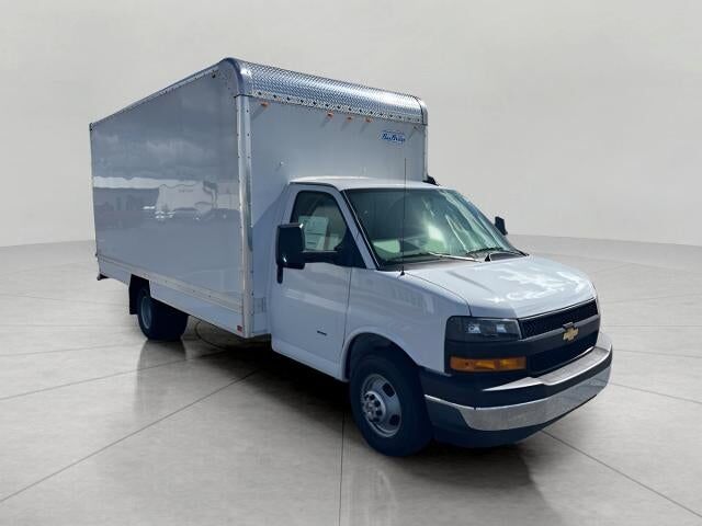 2025 CHEVROLET Express