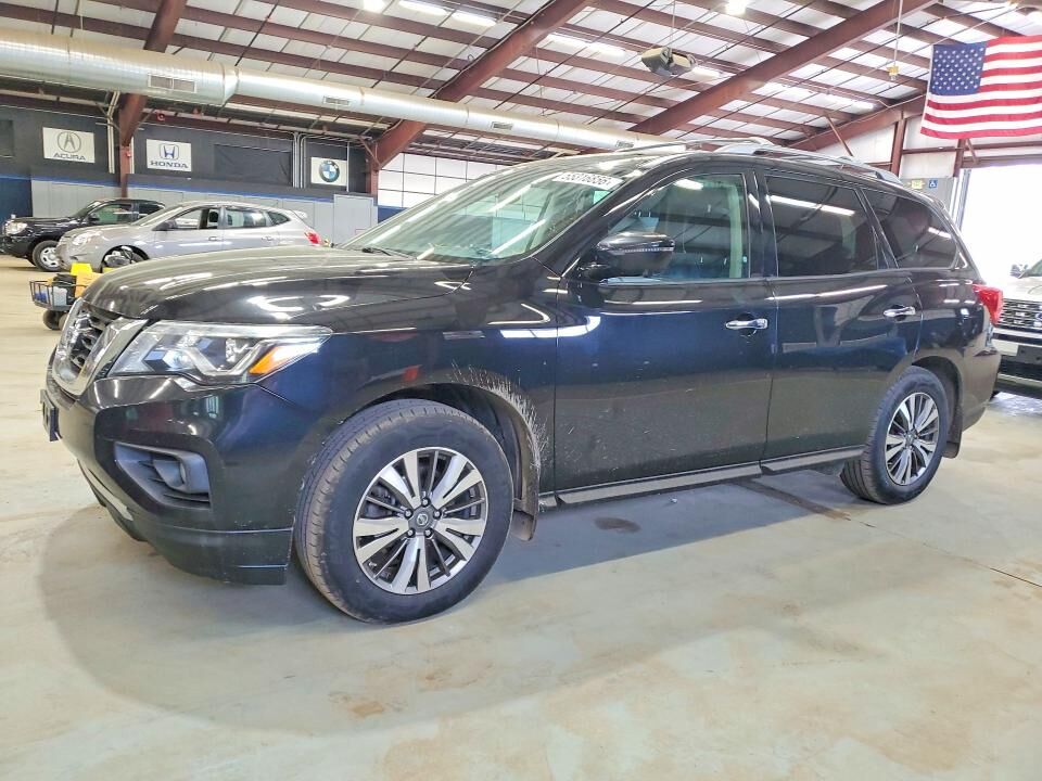2017 NISSAN Pathfinder