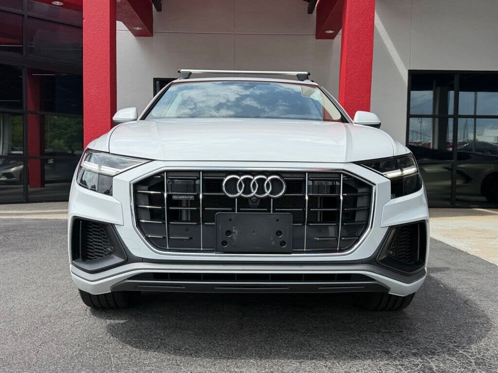 2022 Audi Q8
