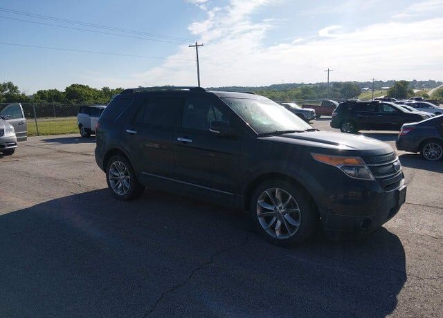 2011 FORD Explorer