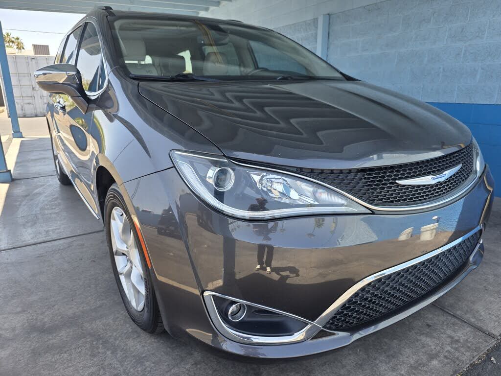2020 CHRYSLER Pacifica