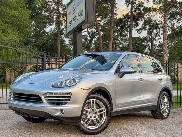 2014 PORSCHE Cayenne