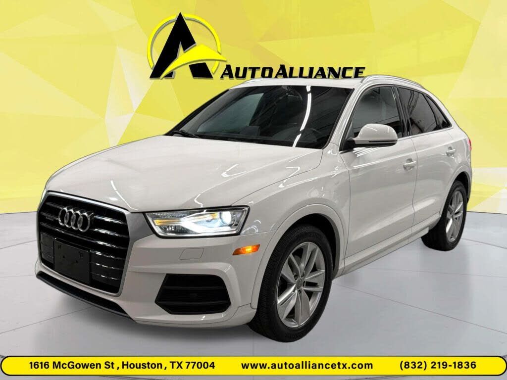 2017 AUDI Q3