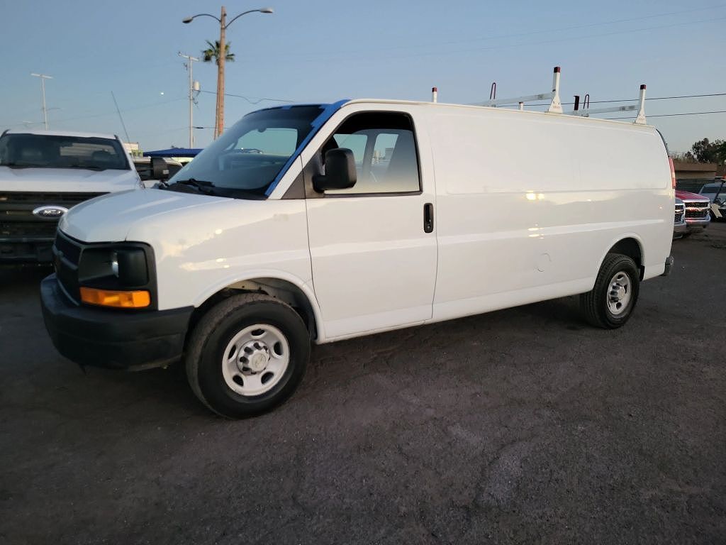 2011 CHEVROLET Express