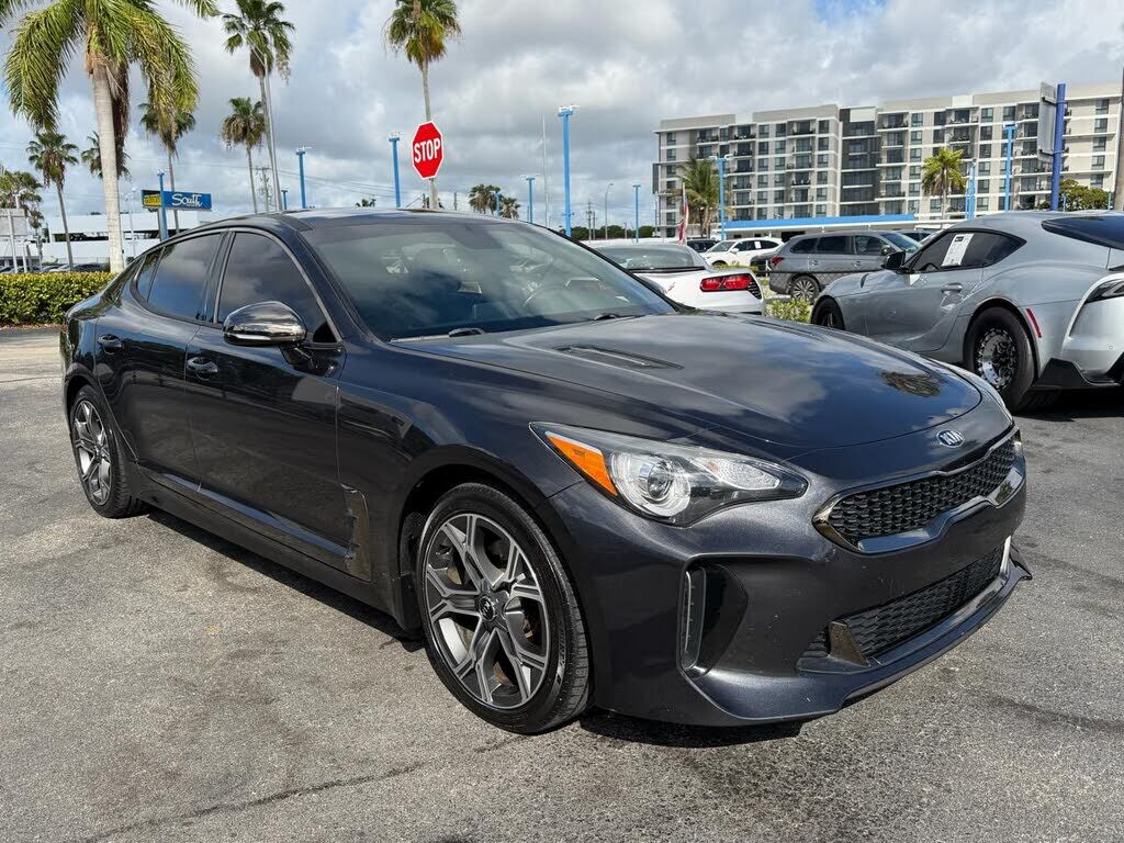2021 KIA Stinger
